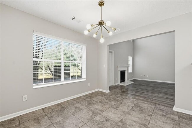 Building Photo - 2297 Charleston Pointe SE