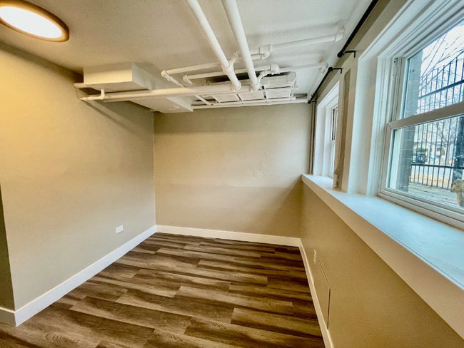 Building Photo - 1575 N Gaylord St