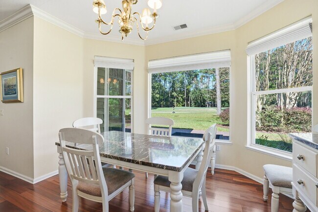 Building Photo - 34 Coburn Dr E