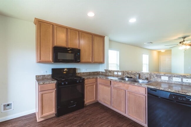 Building Photo - 806 Coffee Mill Creek Ln