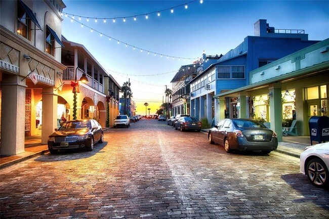 Building Photo - 4950 Gulf Blvd