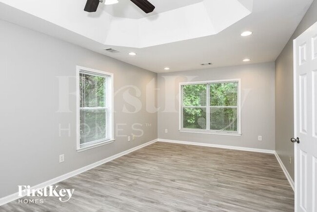 Building Photo - 3835 Green Ridge Ct