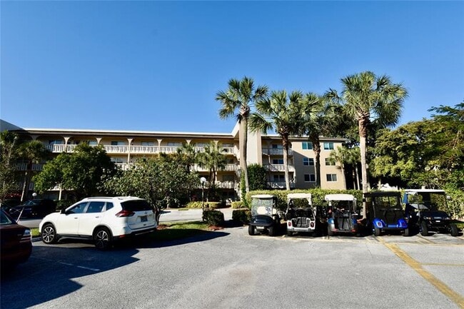 Building Photo - 4301 Martinique Cir