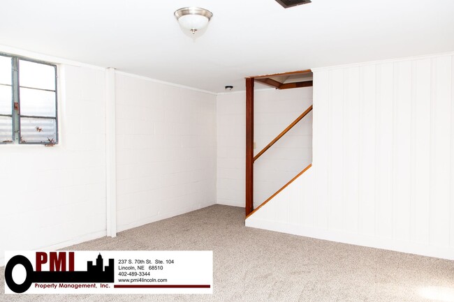 Building Photo - 1400 F / 836 South Street