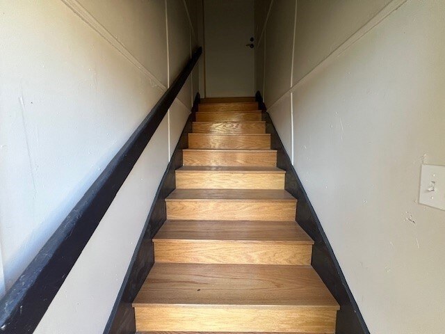 Building Photo - 407 Walton St