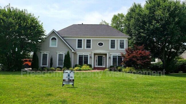 Building Photo - 80 Brookshire Dr