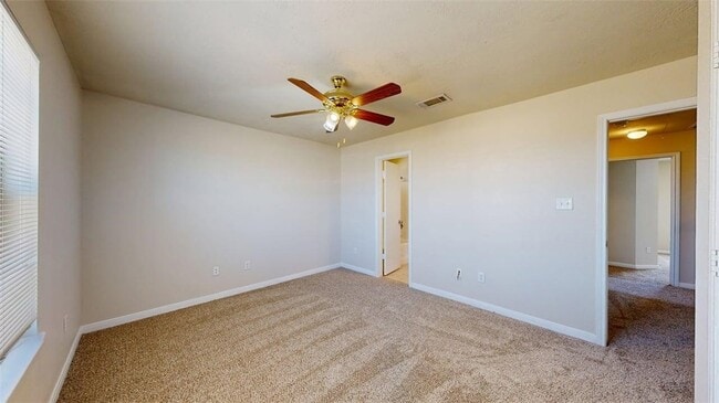 Building Photo - 4140 McFarland Dr