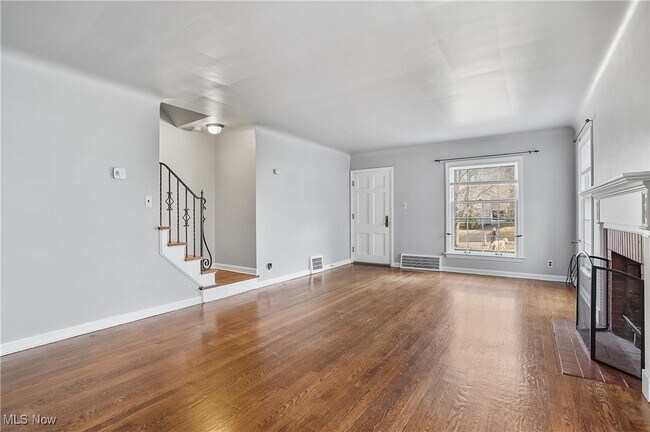 Building Photo - 2292 S Overlook Rd