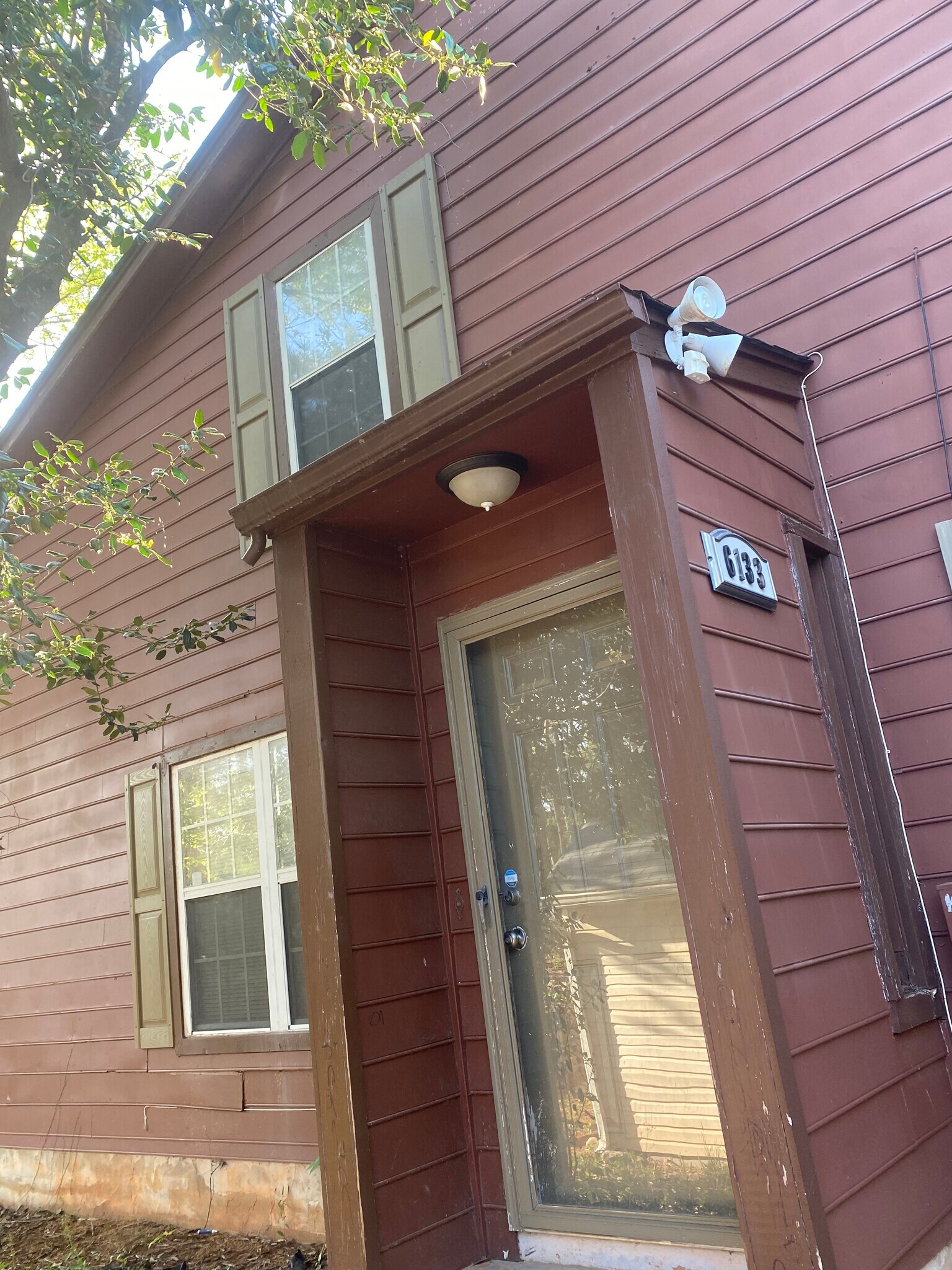 Building Photo - 6133 Princeton Ave