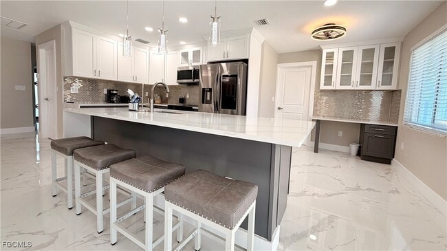 Building Photo - 201 Randy Ln