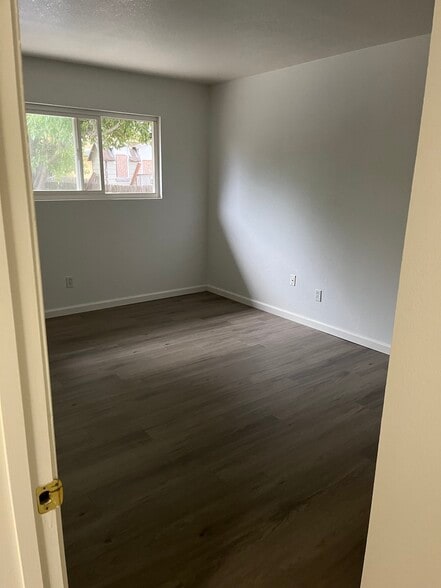 Building Photo - 4616 Kinsella Ln