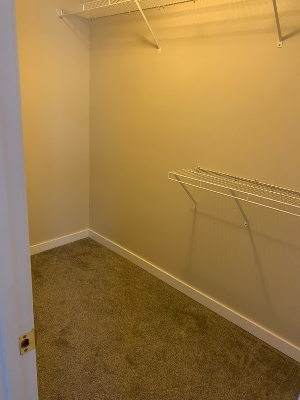 Building Photo - 530 Summer Dr