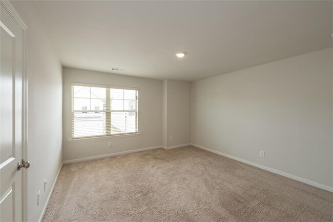 Building Photo - 4013 Park Ln