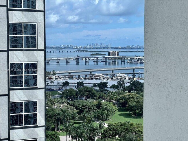 Building Photo - 300 S Biscayne Blvd