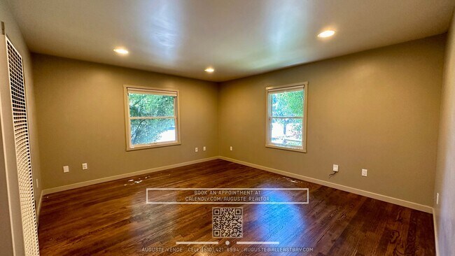 Building Photo - Temescal 2BR with Private Yard | Updated U...