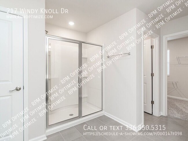 Building Photo - 217 Windy Knl Dr