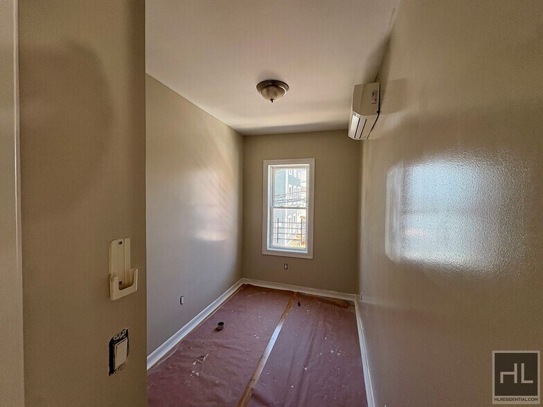 Building Photo - GARFIELD STREET, BRONX