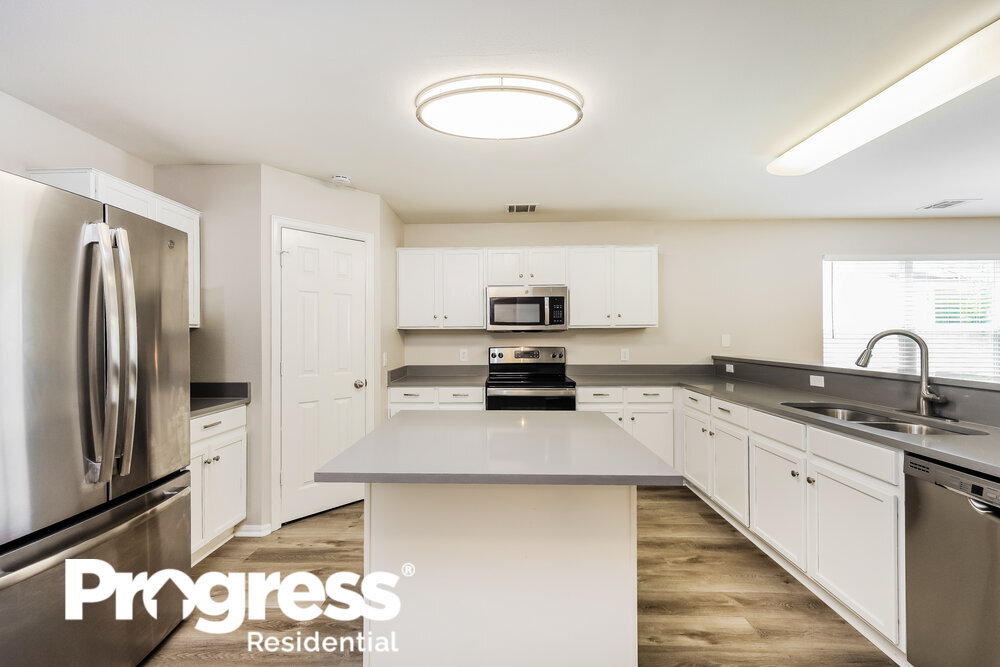 Building Photo - 3455 Blue Topaz