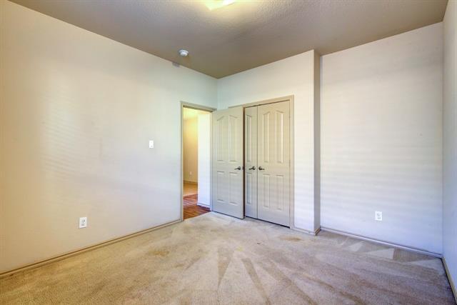 Building Photo - 10825 Irish Glen Trail