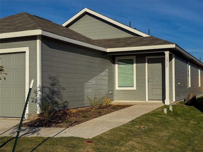 Building Photo - 3915 Selawik St