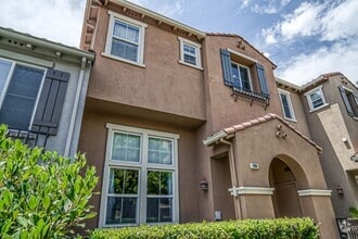 Building Photo - "Coming Soon" 3-Bedroom in Santa Clara- $4...