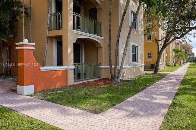 Building Photo - 6670 NW 114th Ave