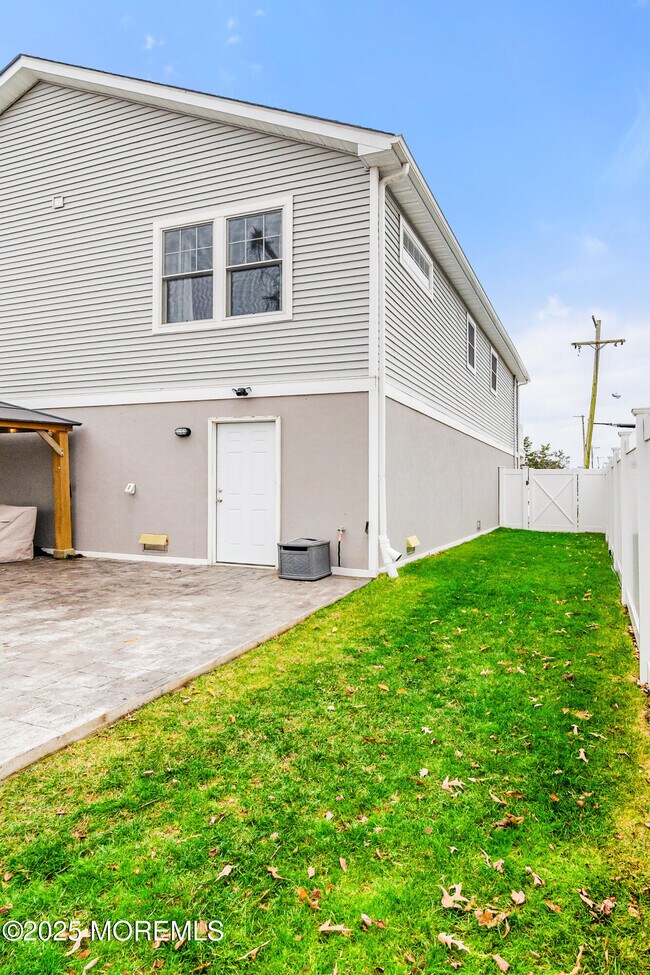 Building Photo - 1260 Pensacola Rd