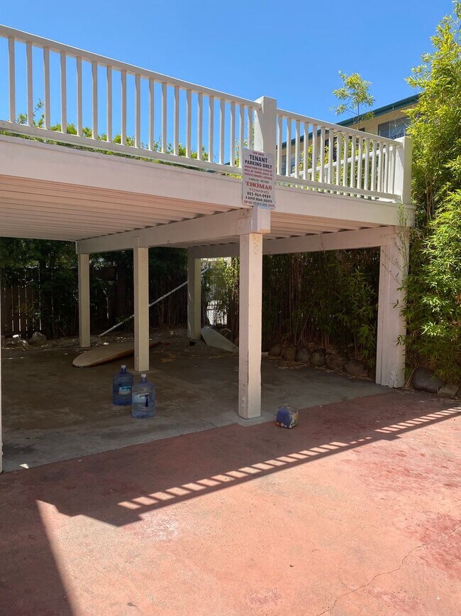 Building Photo - 6564 Del Playa Dr