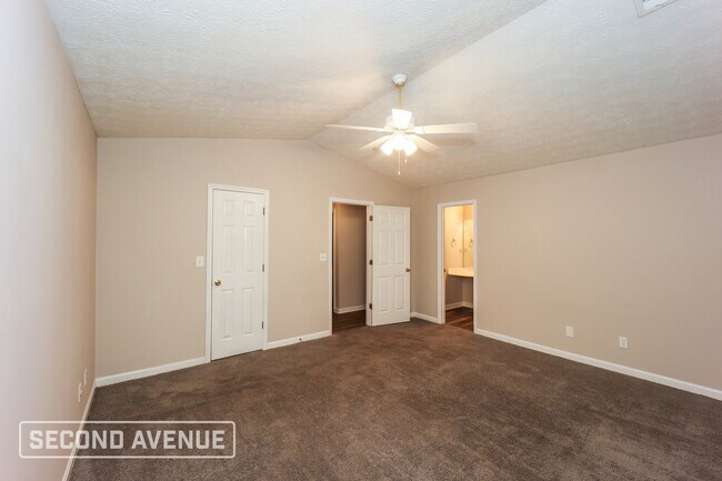 Building Photo - 6614 Rebecca Lou Ln