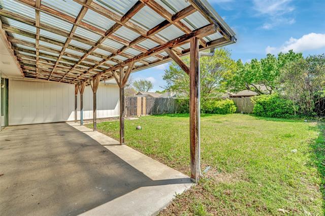 Building Photo - 2610 Francisco Dr