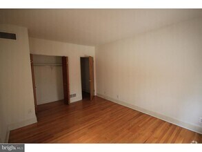 Building Photo - 721 Spruce St