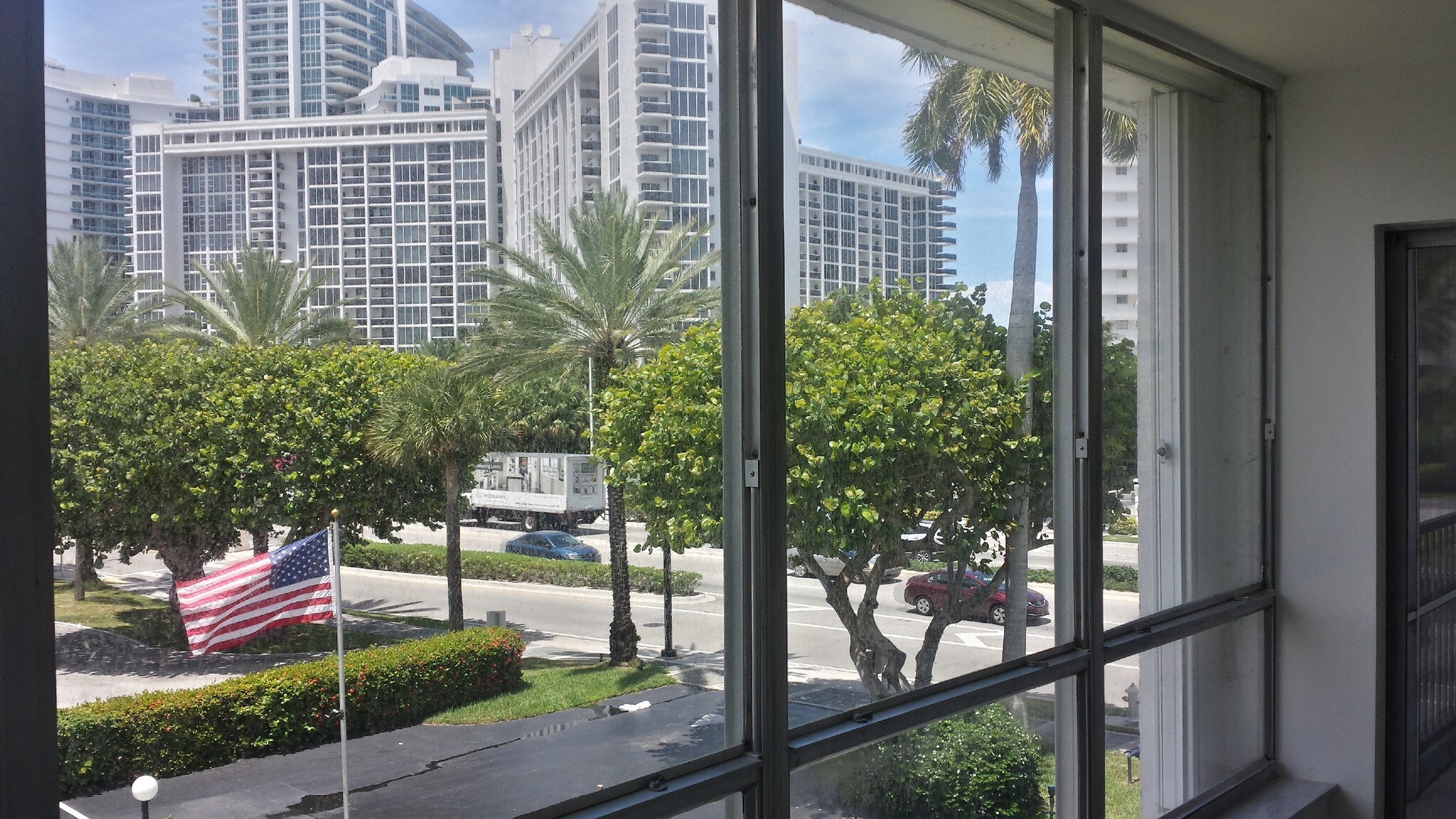 Building Photo - 10230 Collins Ave