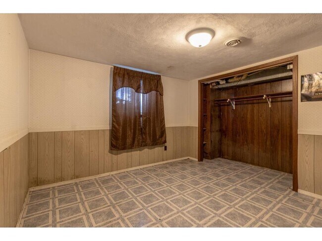 Building Photo - 11197 608th Ave