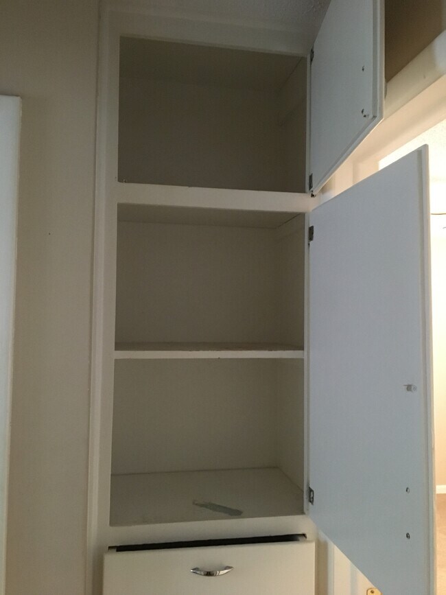 Building Photo - 120 Wire Ave