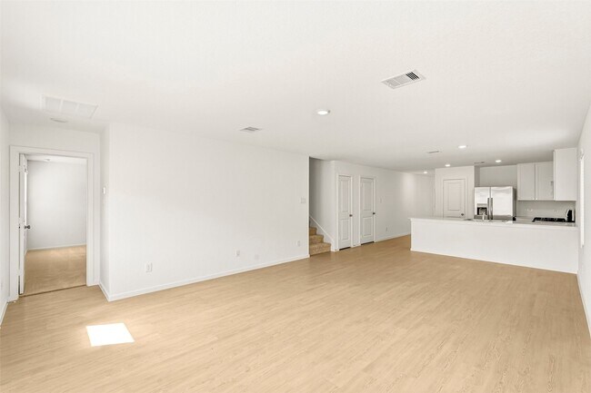 Building Photo - 6034 Ash Willow Ct