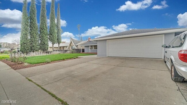 Building Photo - 3 br, 2 bath House - 5763 Waltrip Lane