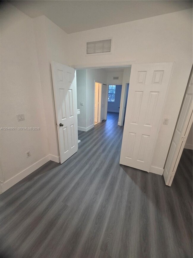 Building Photo - 2532 SW 85th Terrace