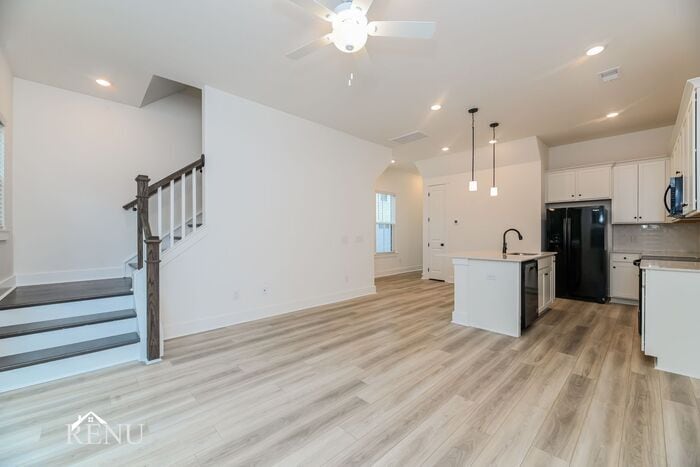 Building Photo - 4275 O'Hear Ave