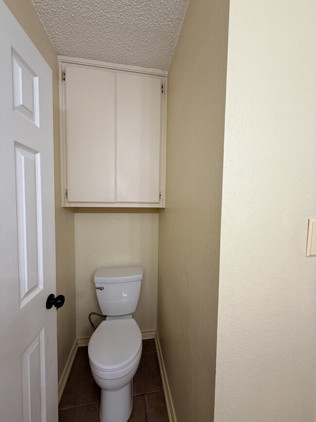 Building Photo - 7126 Fort Collins Dr