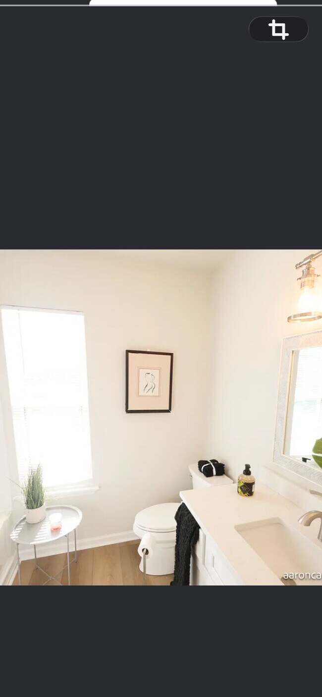 Building Photo - 107 Sugarpine Pl