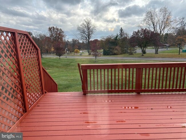 Building Photo - 201 Beacon Ct