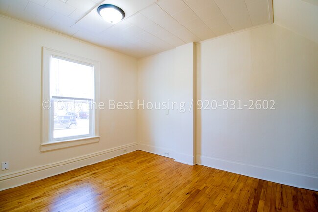 Building Photo - 728 Franklin St