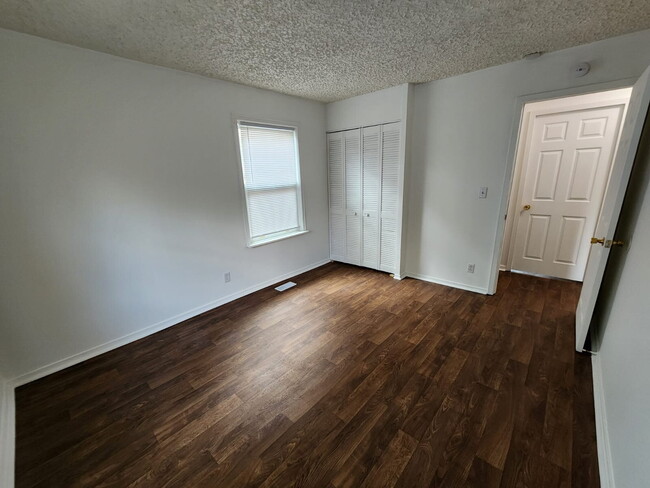 Building Photo - "Charming 3-Bedroom Home in Indianapolis –...