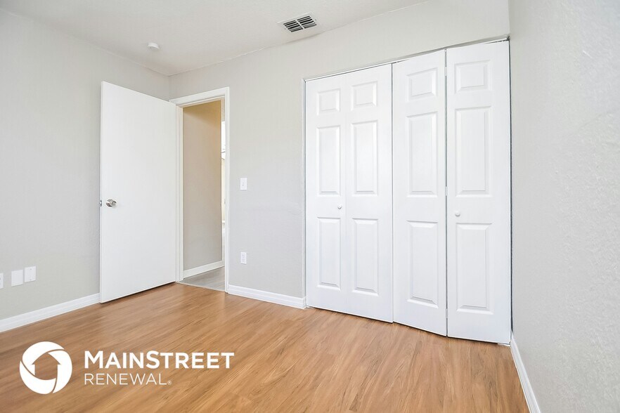 Building Photo - 1625 Crossridge Dr