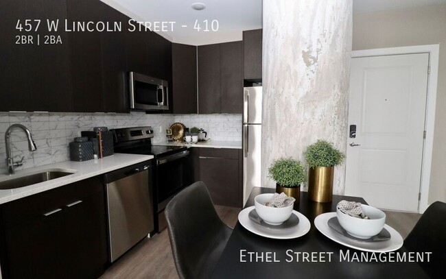 Building Photo - Brand-New, High-End Apartment on South Sid...