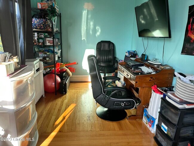 Building Photo - 37 McElwain Ave