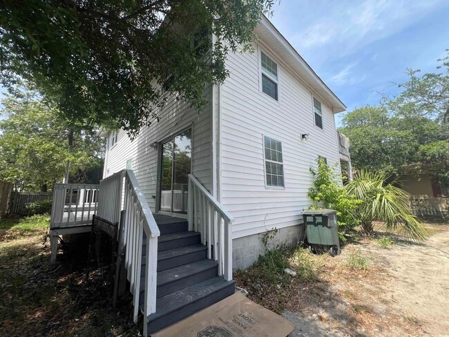 Building Photo - 1508 Edge Dr