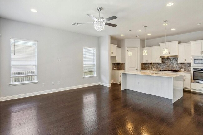 Building Photo - 11813 Quintana Cove