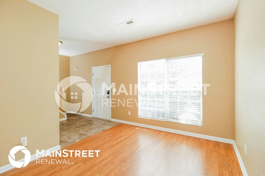 Building Photo - 4077 Clovelly Dr