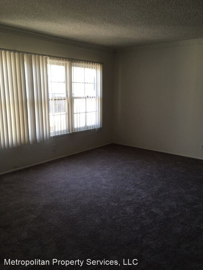 Building Photo - 1030 N Crescent Heights Blvd